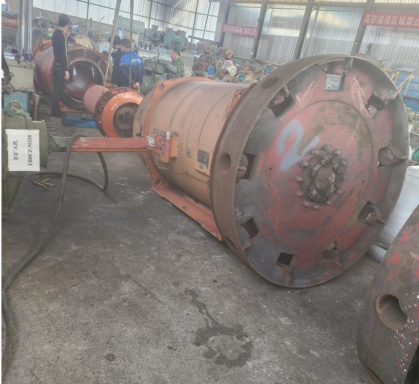 ú�������