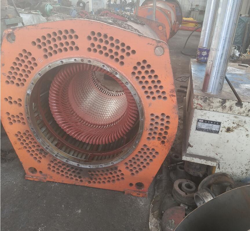 ú�������